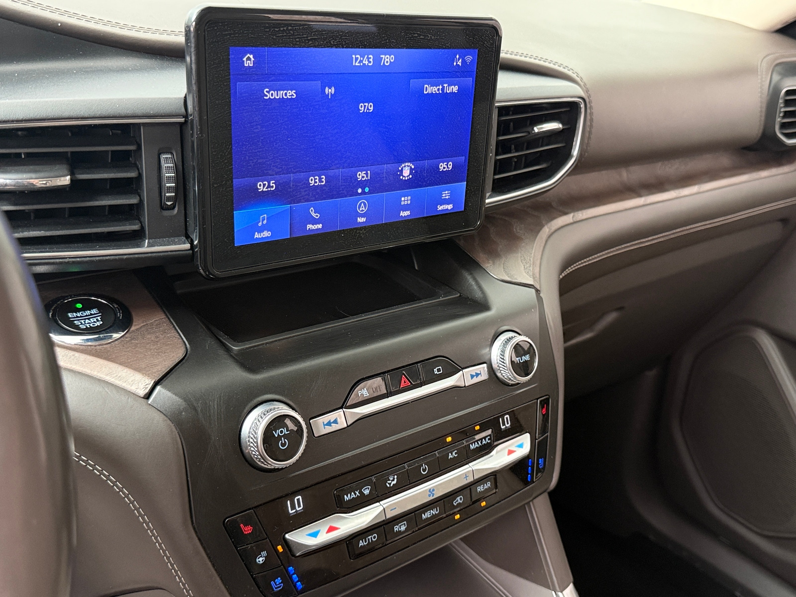 Thumbnail: 2020 Ford Explorer - 3