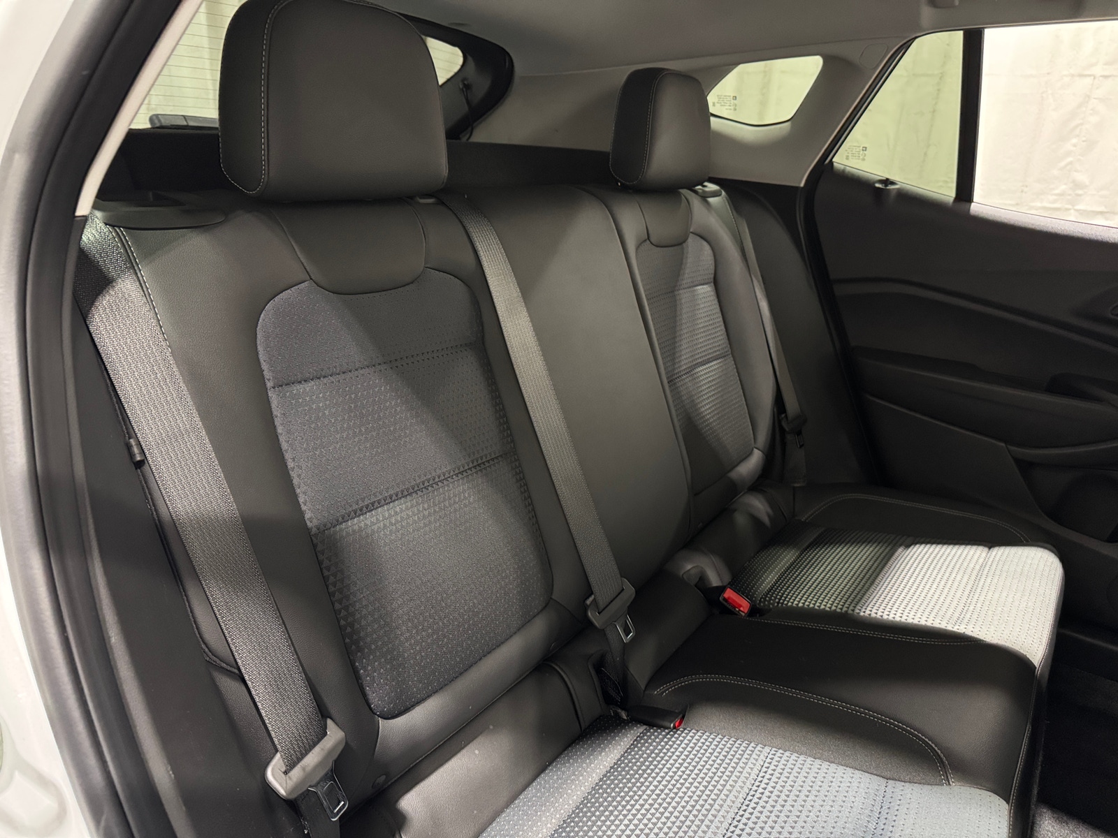 Thumbnail: 2025 Chevrolet Trax - 5