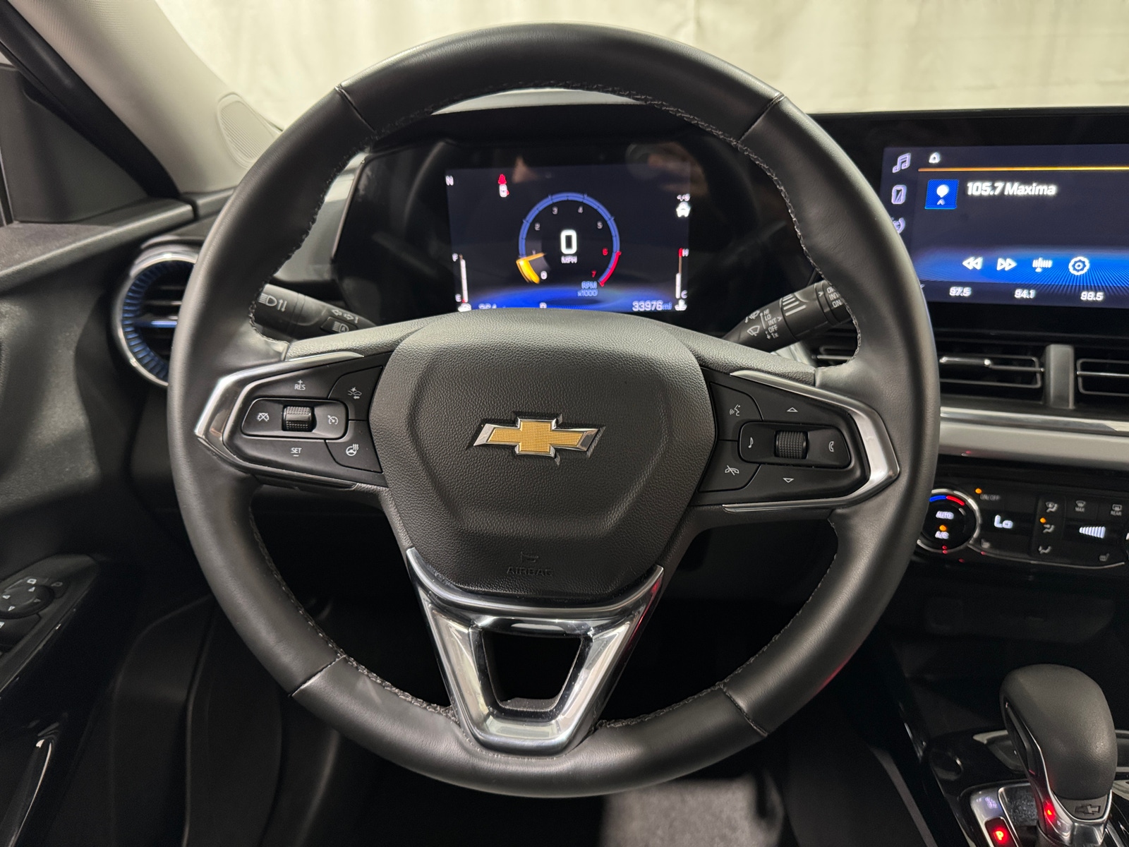 Thumbnail: 2025 Chevrolet Trax - 4