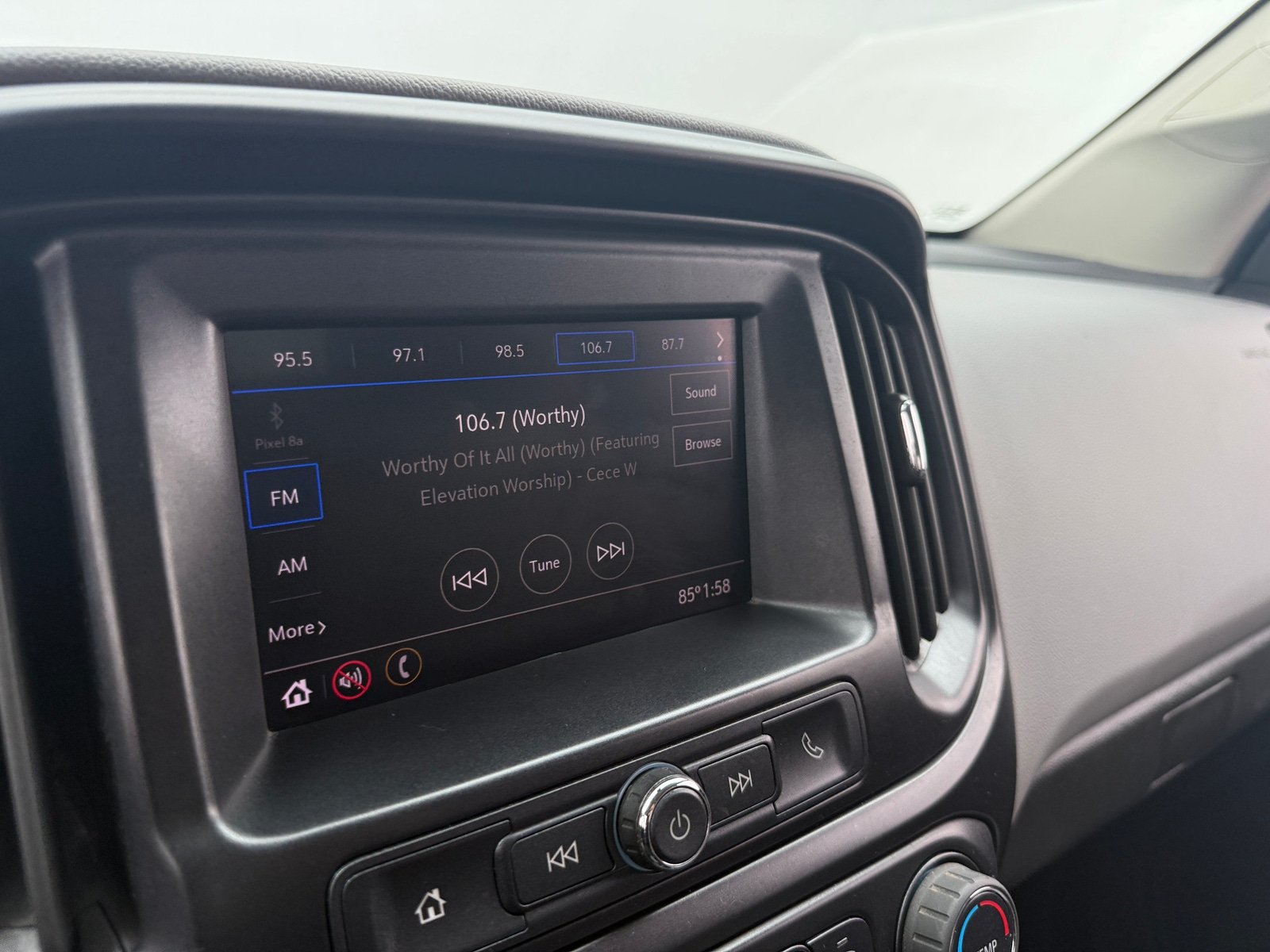 Thumbnail: 2020 Chevrolet Colorado - 3