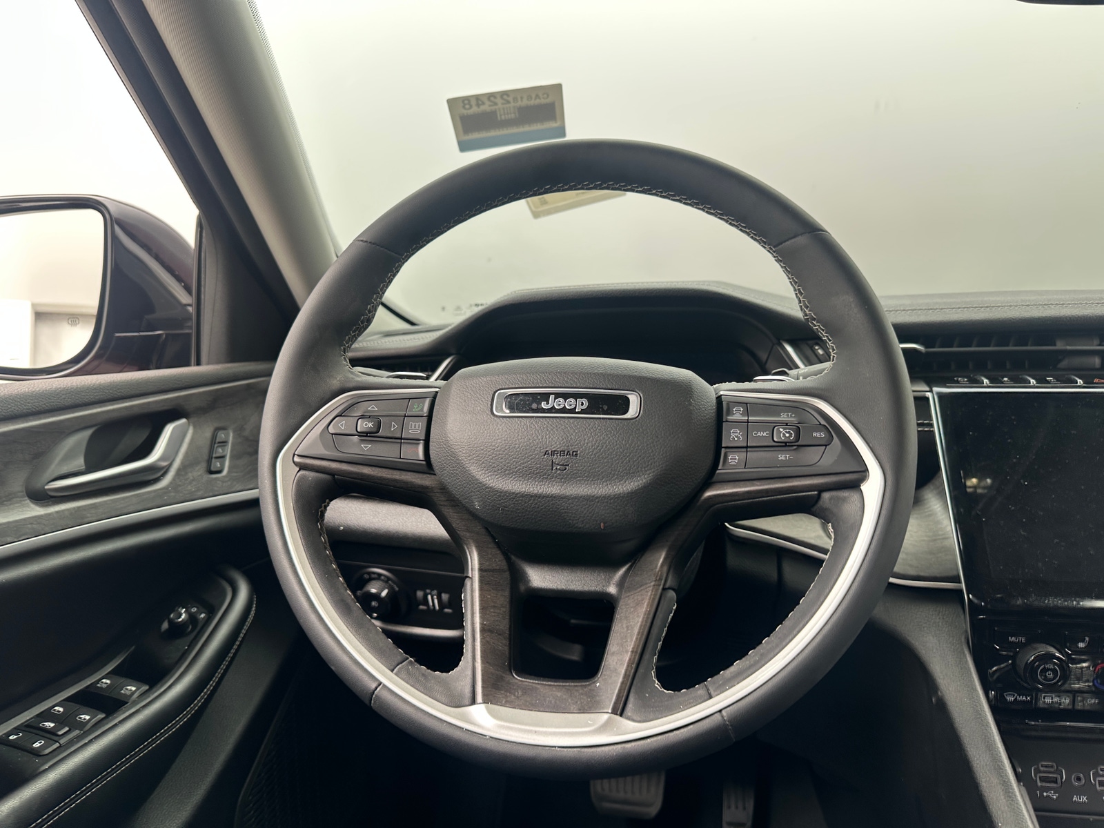 Thumbnail: 2023 Jeep Grand Cherokee - 4