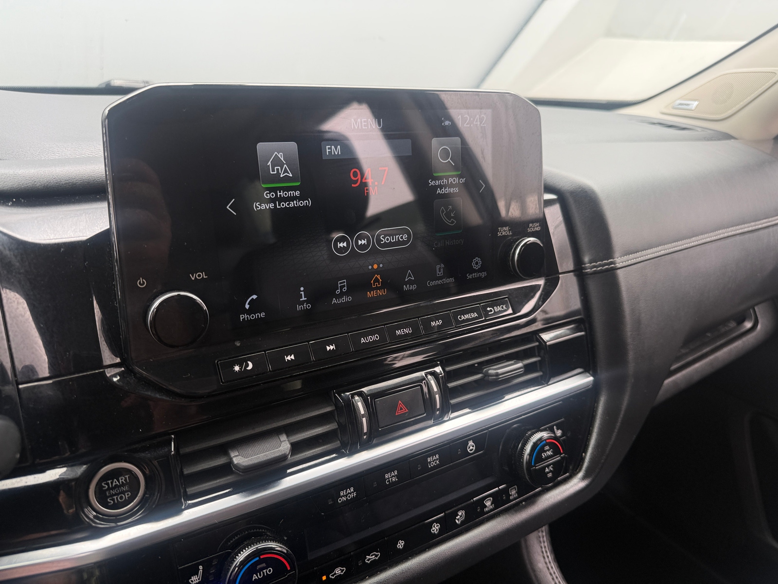 Thumbnail: 2023 Nissan Pathfinder - 3