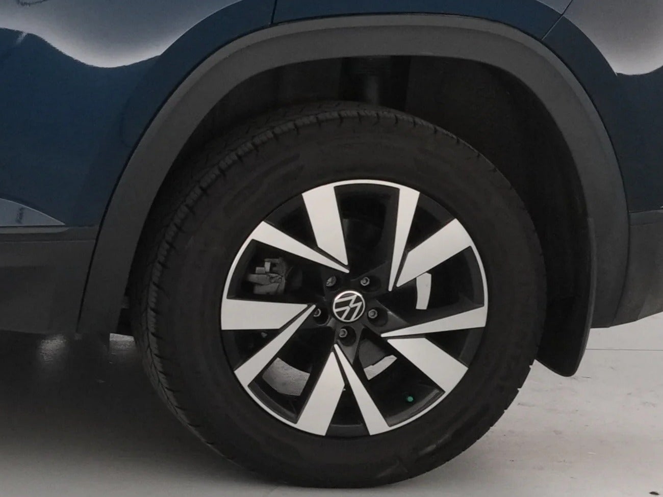 2021 Volkswagen Atlas Cross Sport SE - Photo 14