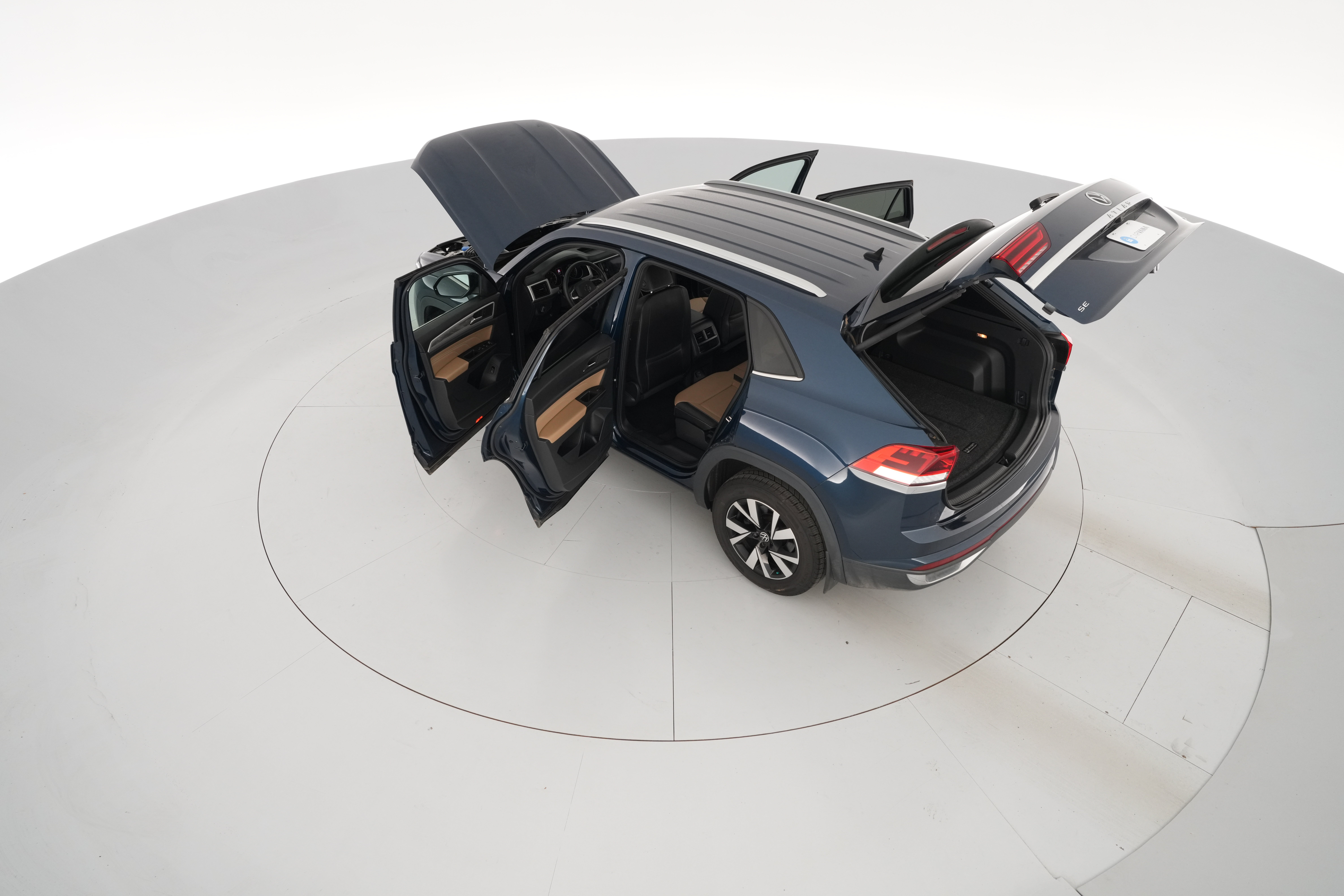 2021 Volkswagen Atlas Cross Sport SE - Photo 39