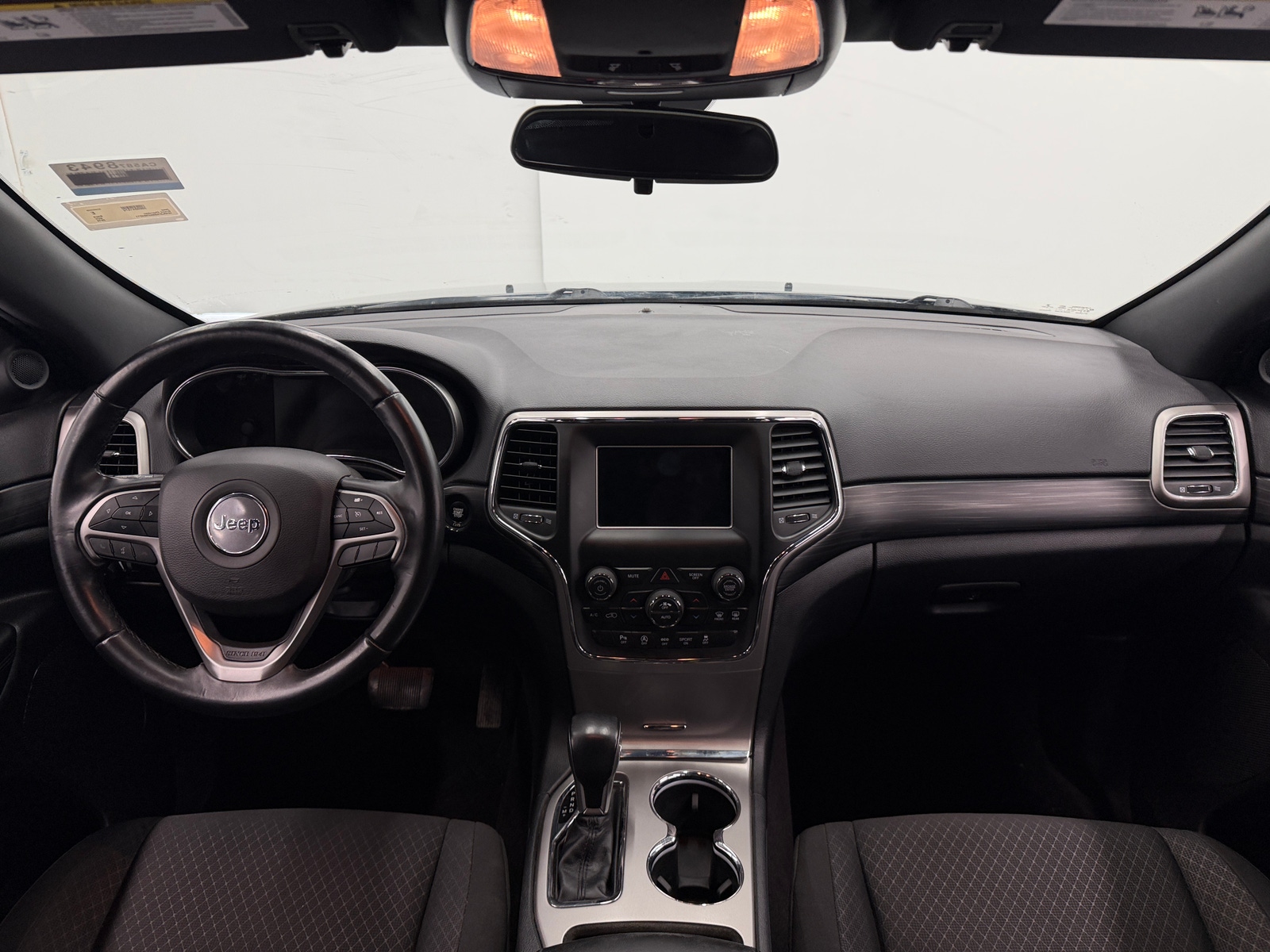 Thumbnail: 2019 Jeep Grand Cherokee - 3