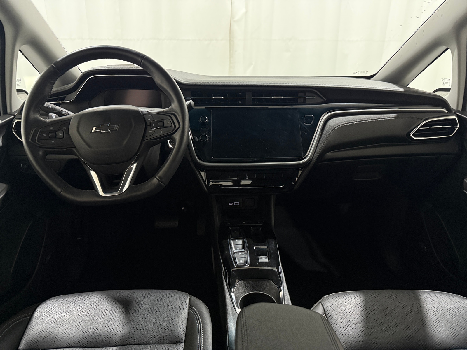 Thumbnail: 2023 Chevrolet Bolt EV - 2