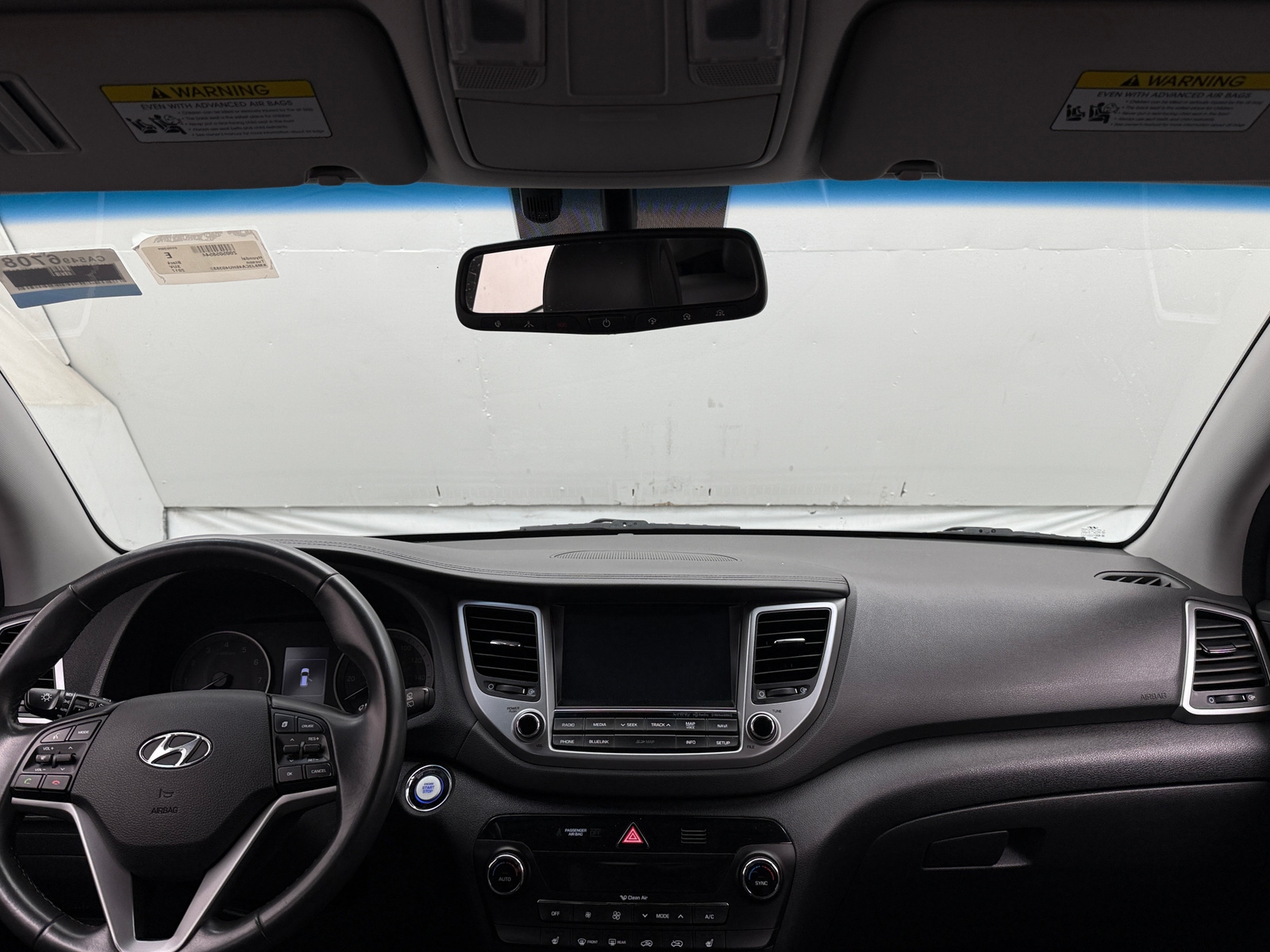 Thumbnail: 2017 Hyundai Tucson - 3