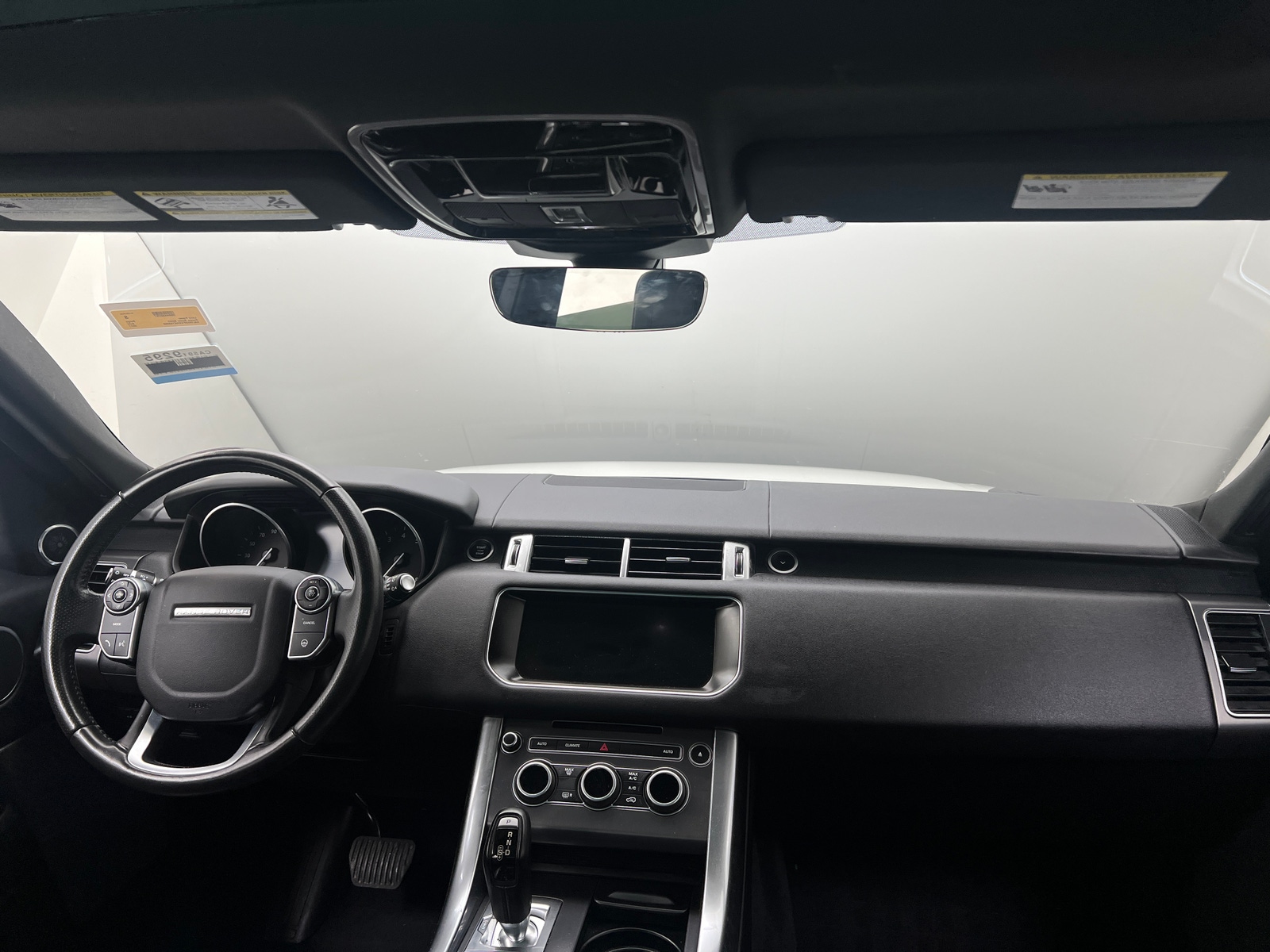 Thumbnail: 2017 Land Rover Range Rover Sport - 2