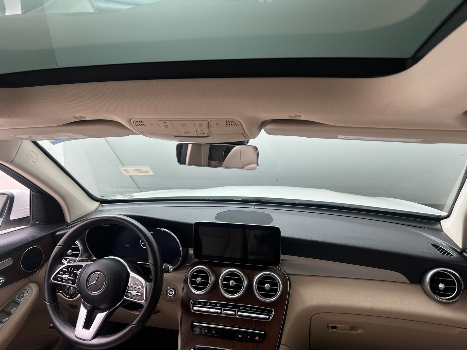 Thumbnail: 2021 Mercedes-Benz GLC - 2
