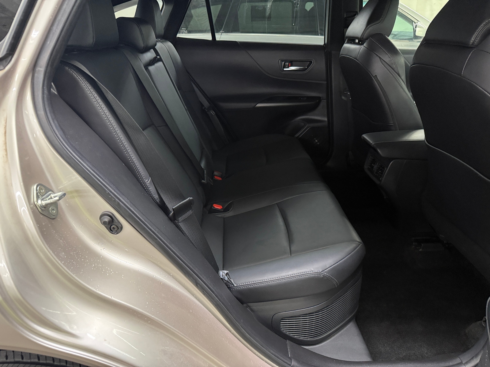 Thumbnail: 2022 Toyota Venza - 5