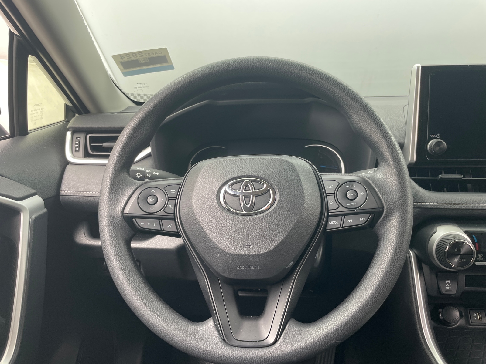 Thumbnail: 2025 Toyota RAV4 - 5