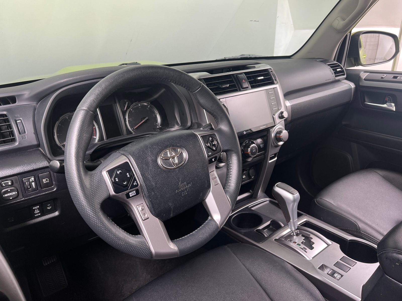 Thumbnail: 2023 Toyota 4Runner - 4