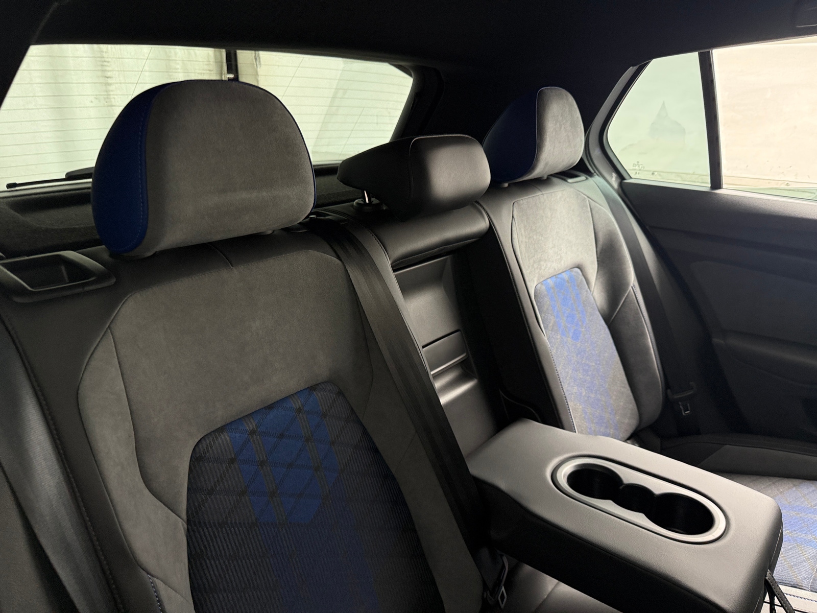 Thumbnail: 2025 Volkswagen Golf - 5