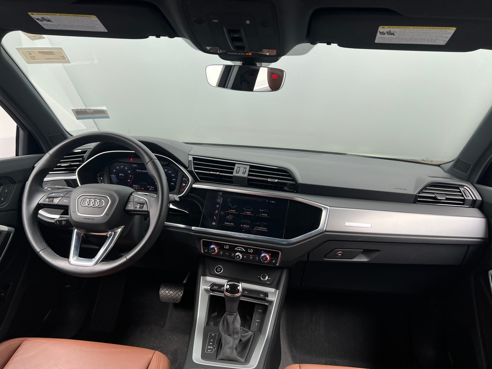 Thumbnail: 2021 Audi Q3 - 2