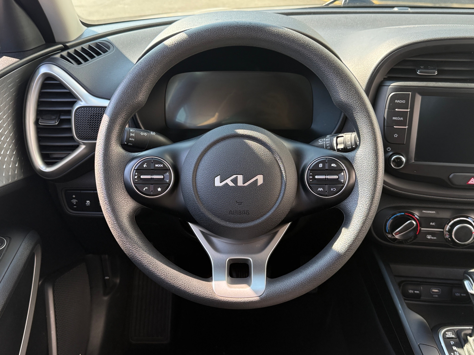 Thumbnail: 2024 Kia Soul - 5