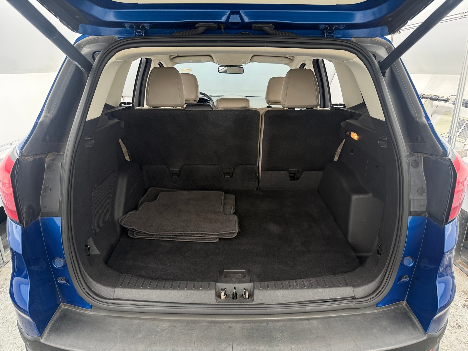 Thumbnail: 2019 Ford Escape - 6