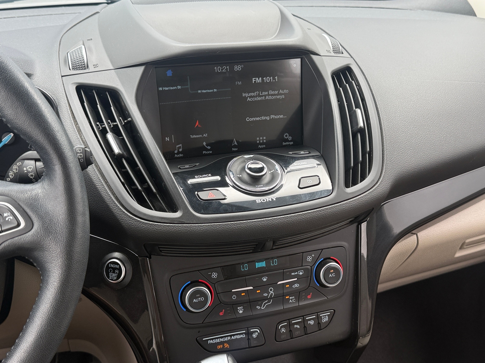 Thumbnail: 2019 Ford Escape - 3