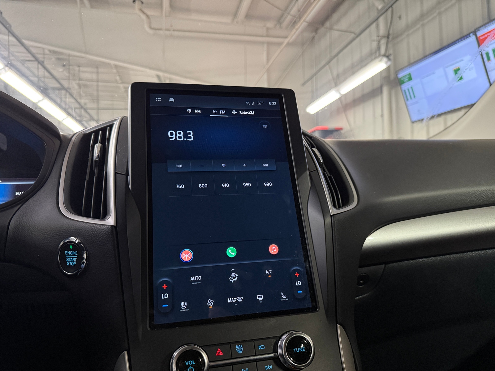 Thumbnail: 2024 Ford Edge - 3