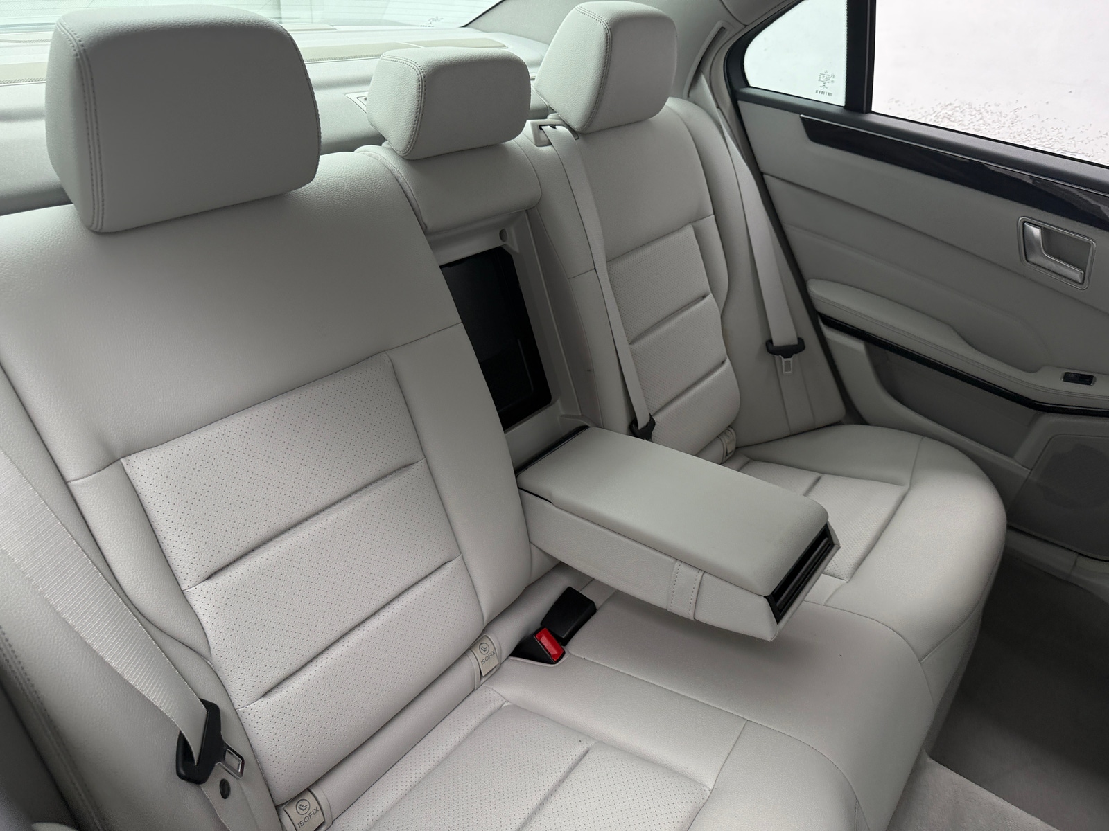 Thumbnail: 2014 Mercedes-Benz E-Class - 5