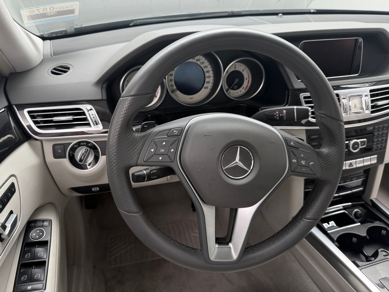 Thumbnail: 2014 Mercedes-Benz E-Class - 4