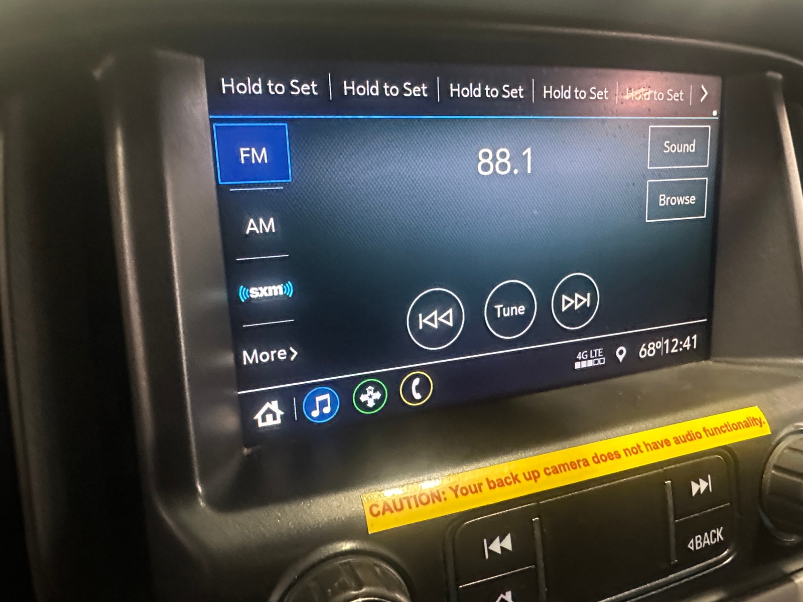 Thumbnail: 2022 Chevrolet Colorado - 4
