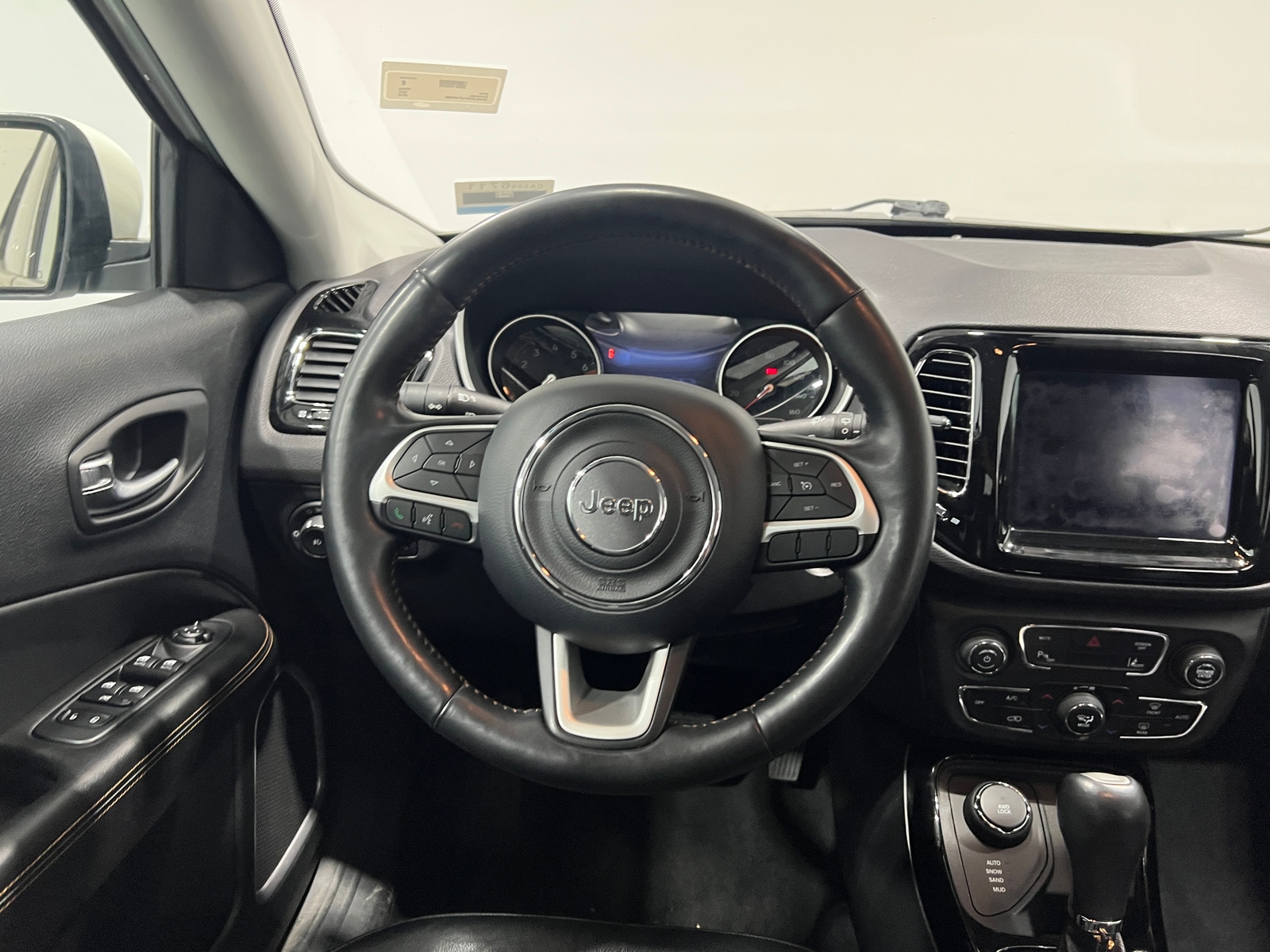 Thumbnail: 2018 Jeep Compass - 4