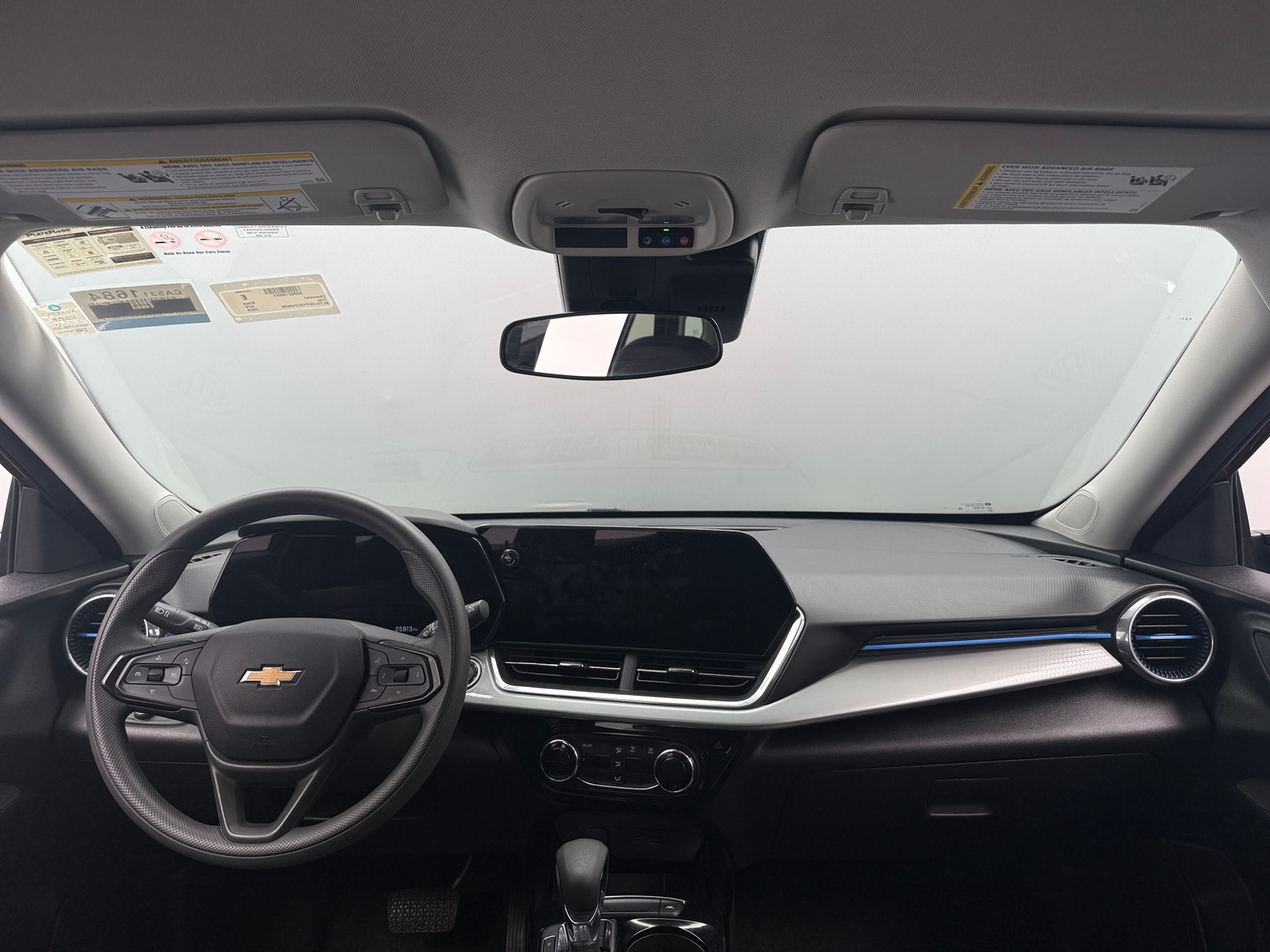 Thumbnail: 2025 Chevrolet Trax - 2