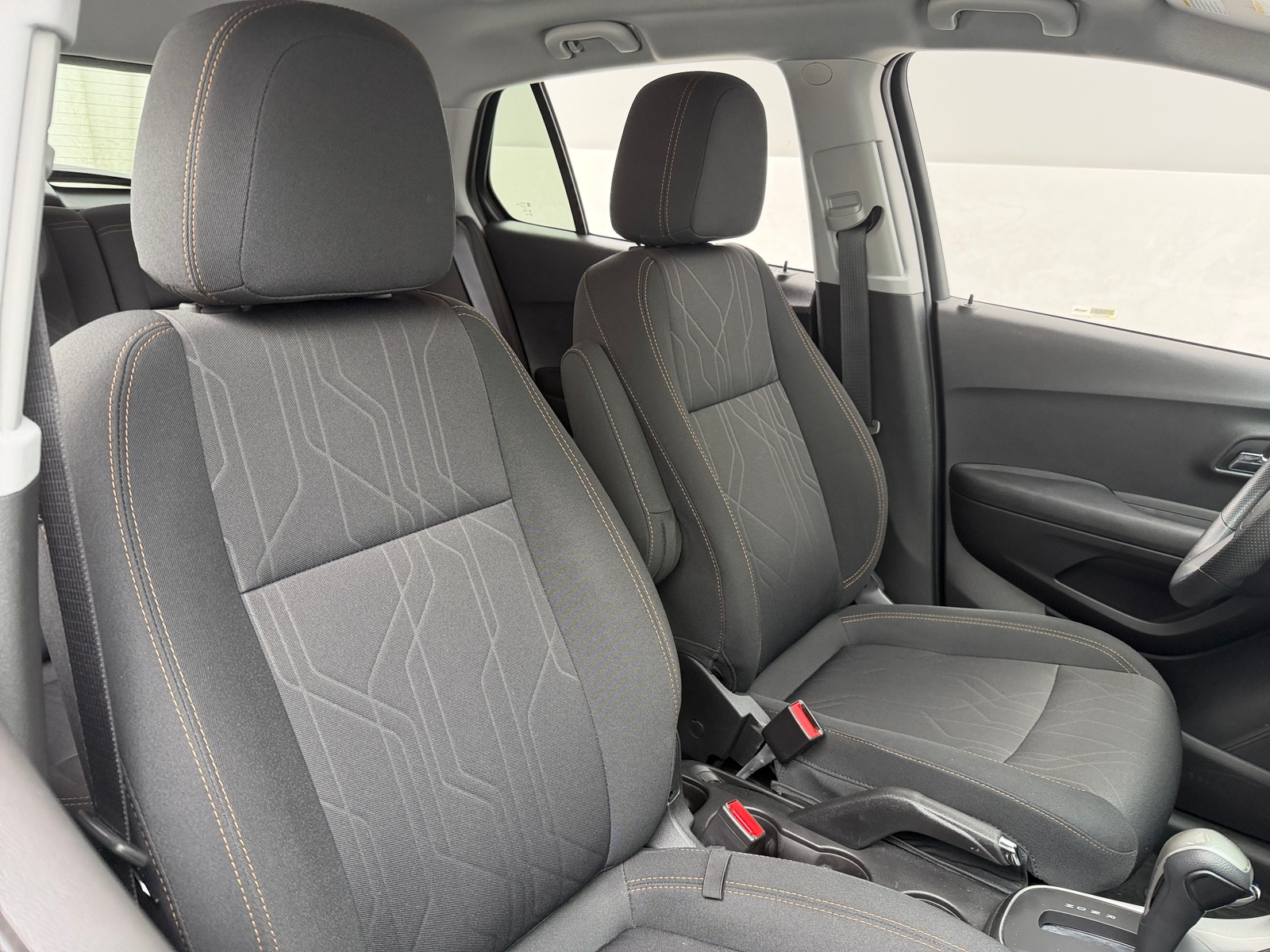 Thumbnail: 2018 Chevrolet Trax - 2