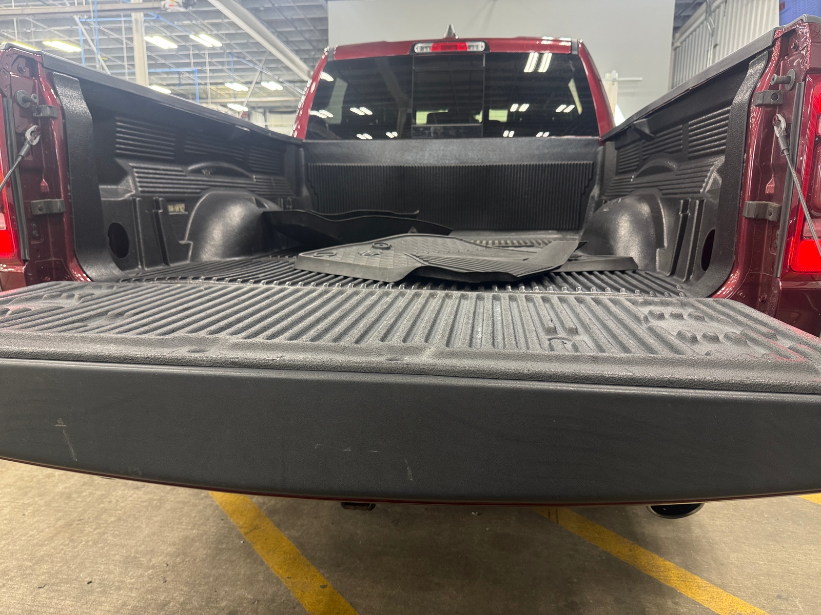 Thumbnail: 2020 RAM 1500 - 6