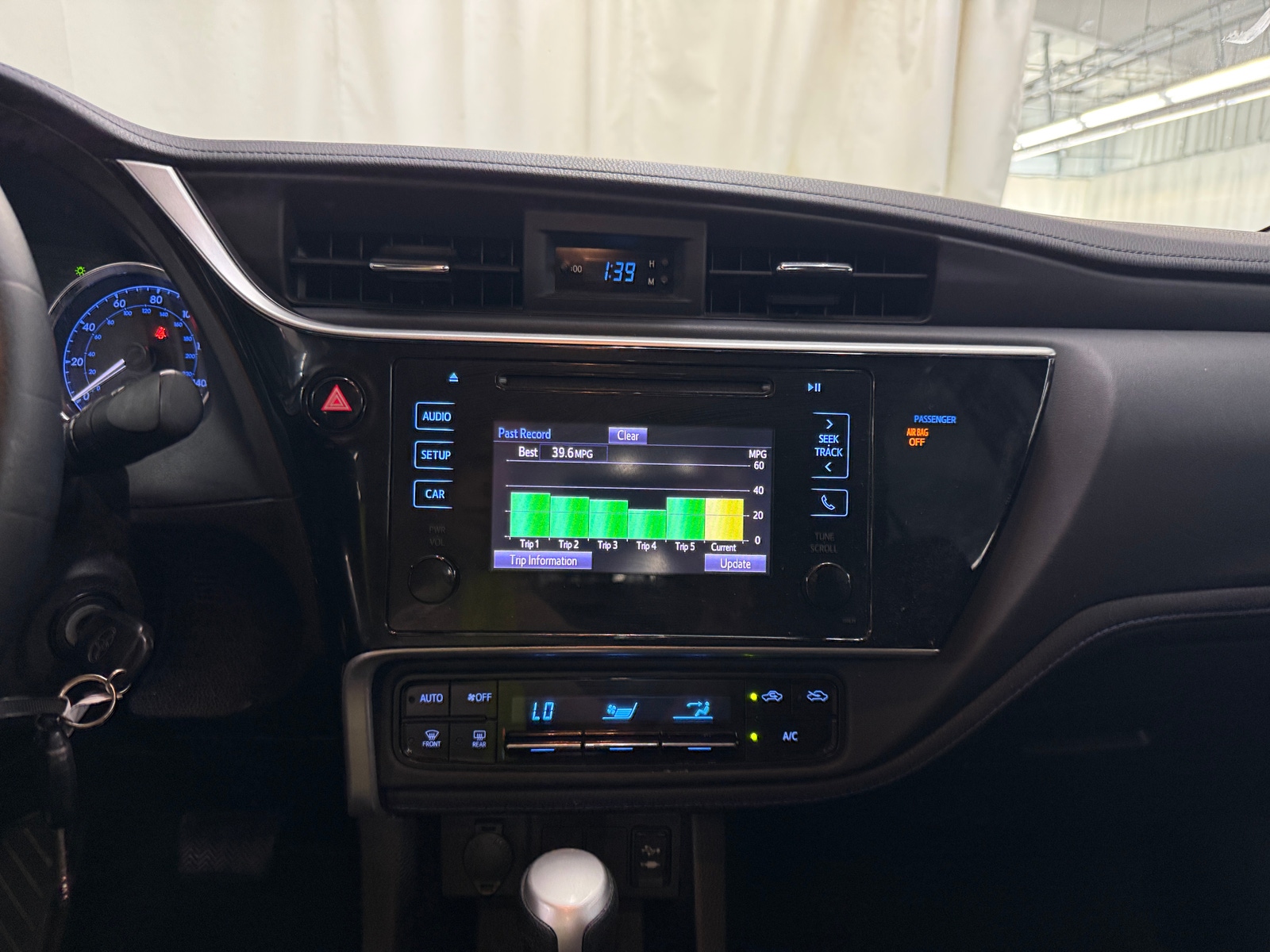 Thumbnail: 2019 Toyota Corolla - 4