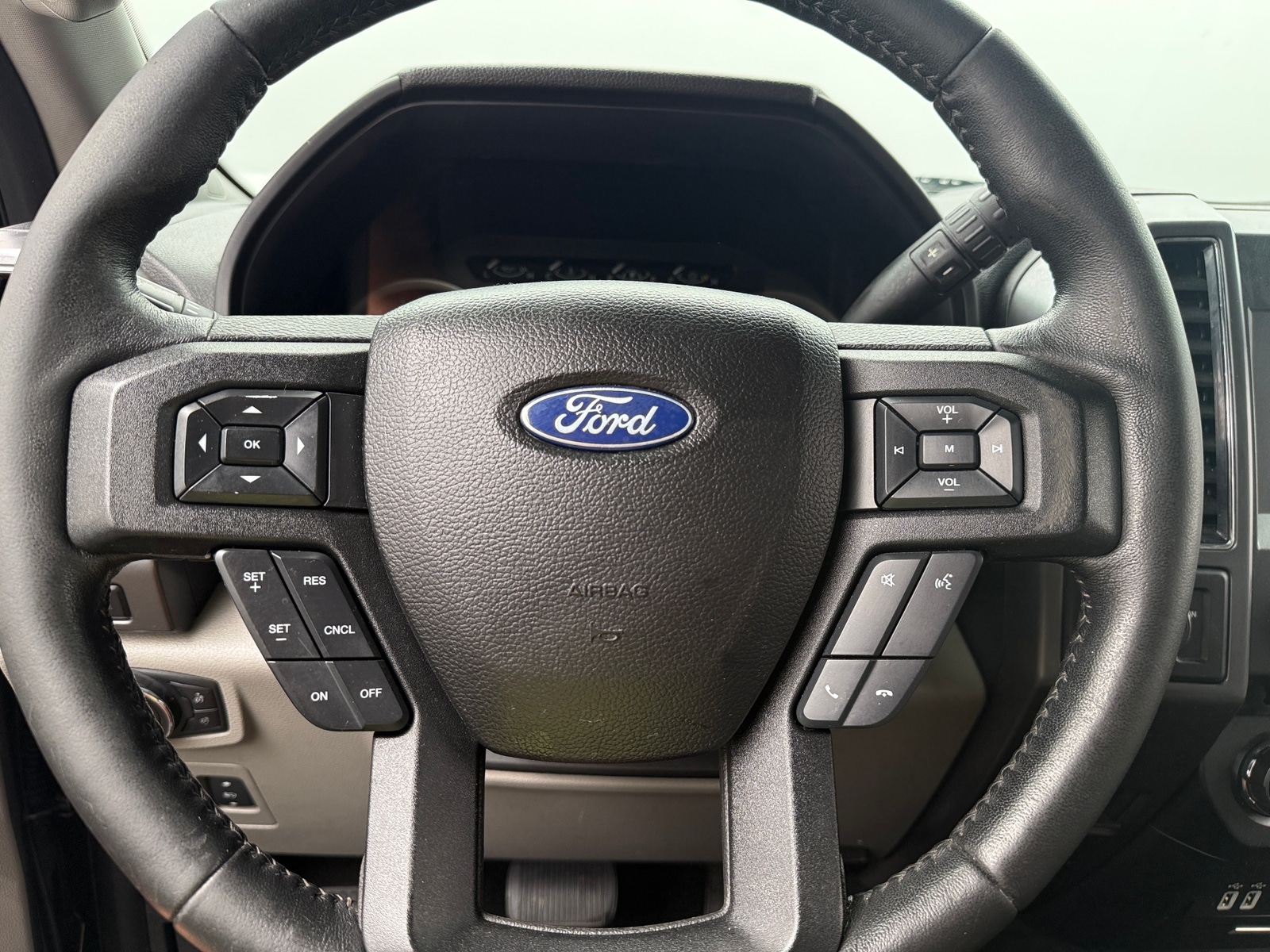 Thumbnail: 2018 Ford Econoline - 5