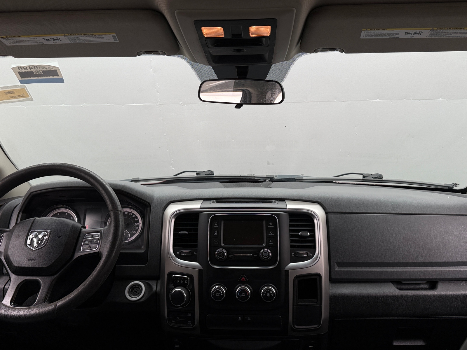 Thumbnail: 2019 RAM 1500 Classic - 3