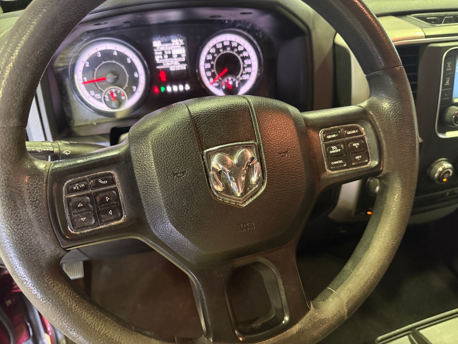 Thumbnail: 2019 RAM 1500 Classic - 5