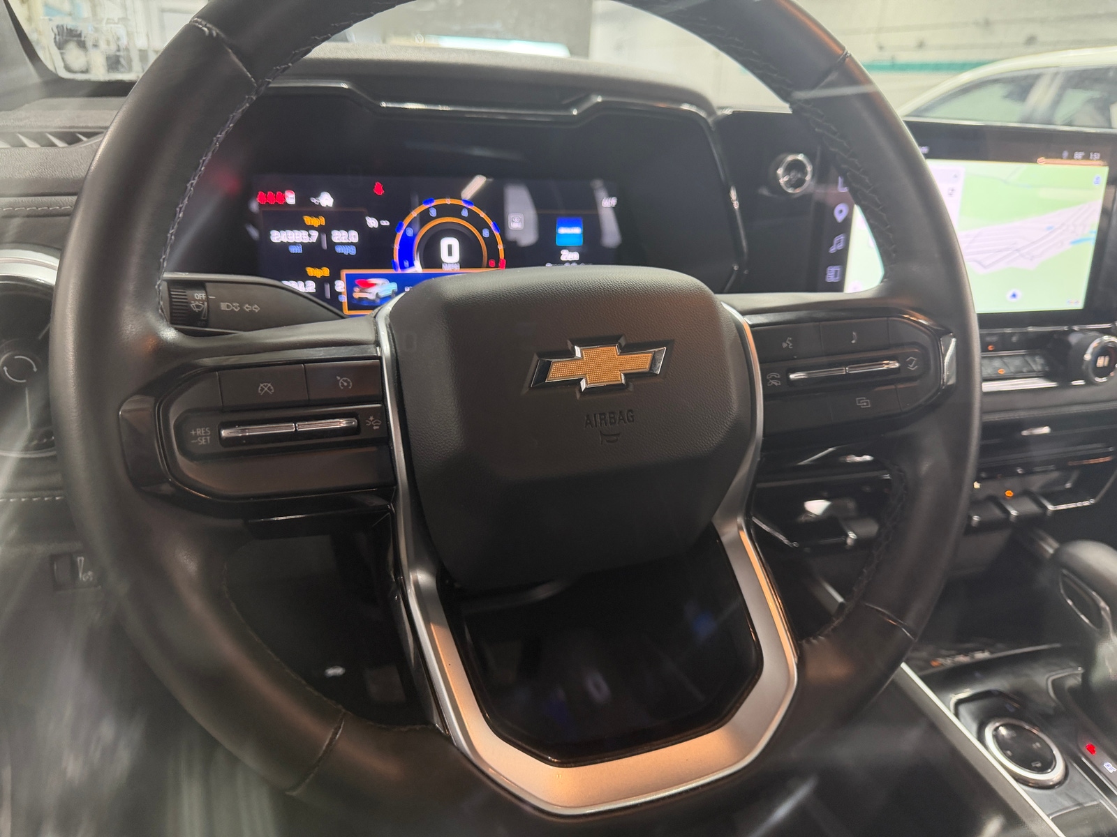 Thumbnail: 2024 Chevrolet Colorado - 5