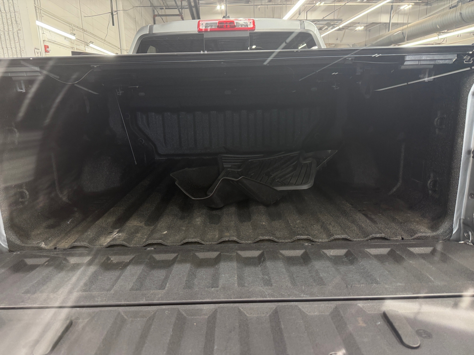 Thumbnail: 2024 Chevrolet Colorado - 7