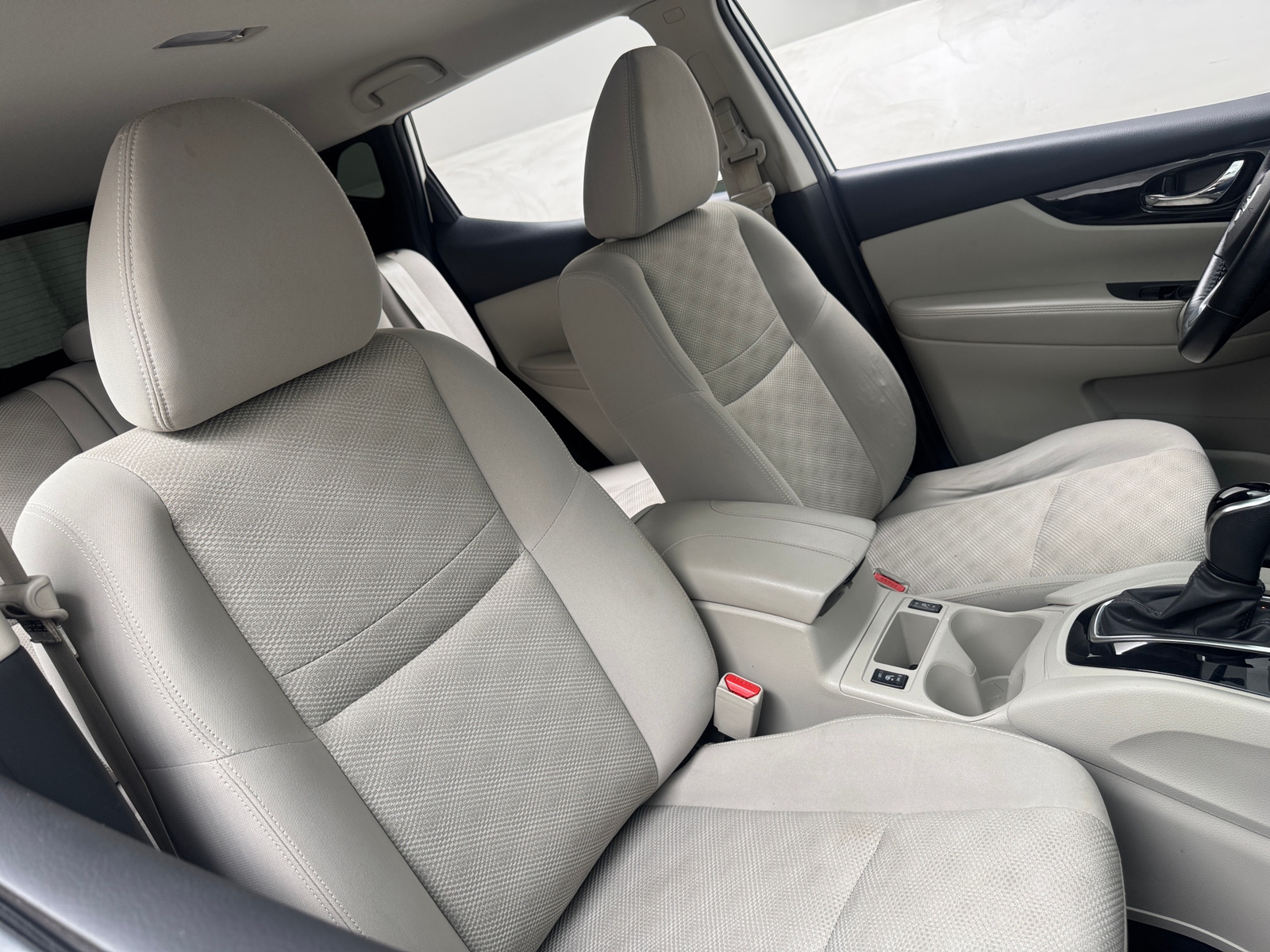 Thumbnail: 2018 Nissan Rogue Sport - 2
