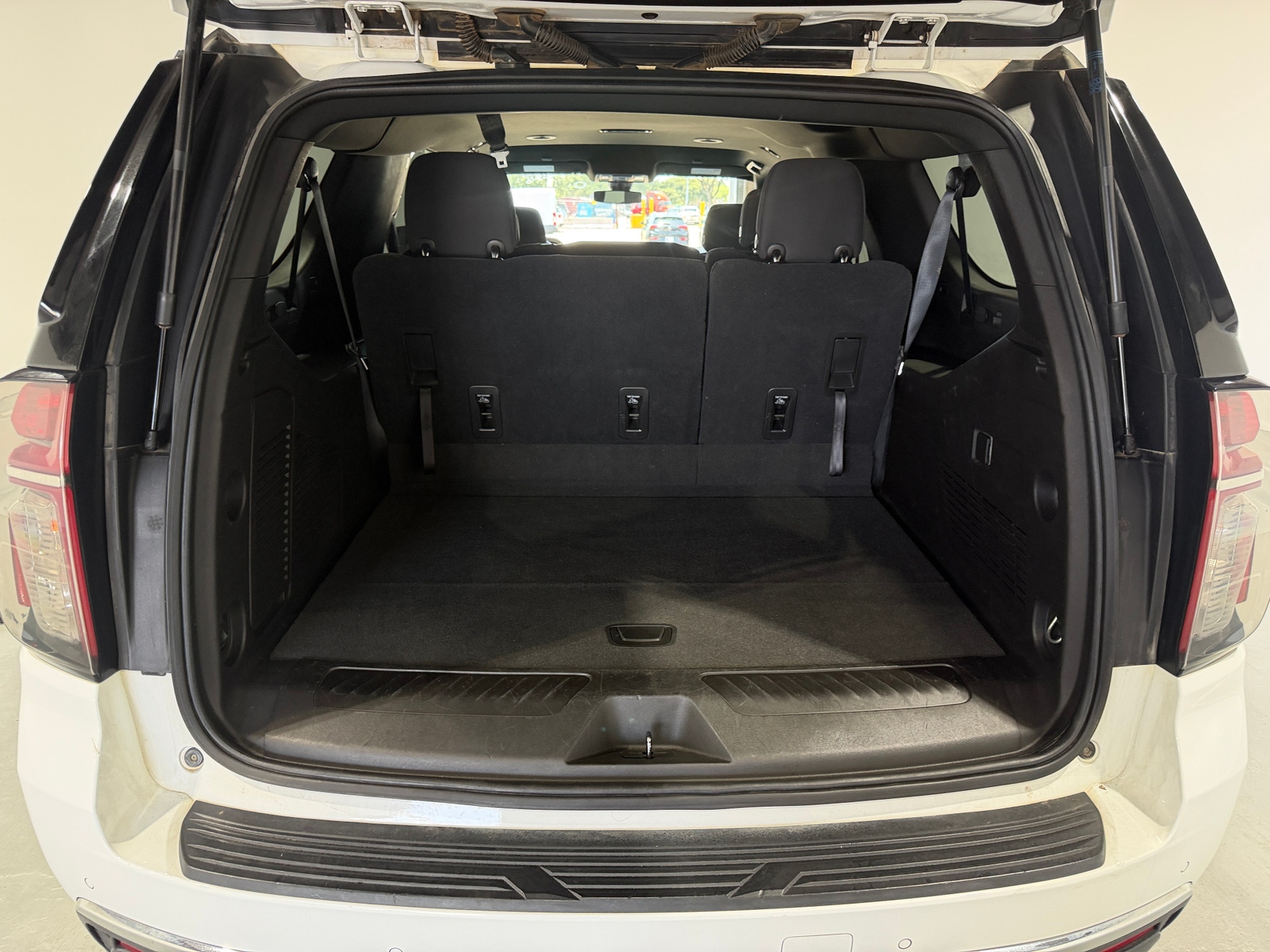 Thumbnail: 2021 Chevrolet Suburban - 7