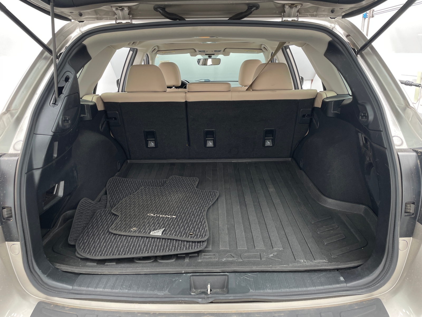 Thumbnail: 2019 Subaru Outback - 6