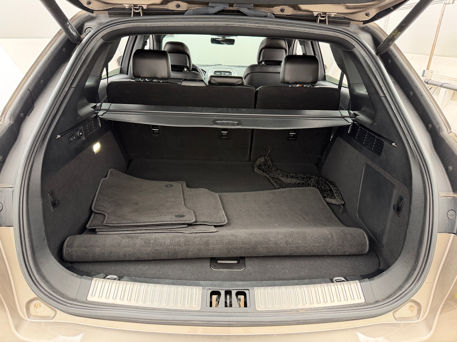 Thumbnail: 2019 Lincoln Nautilus - 6