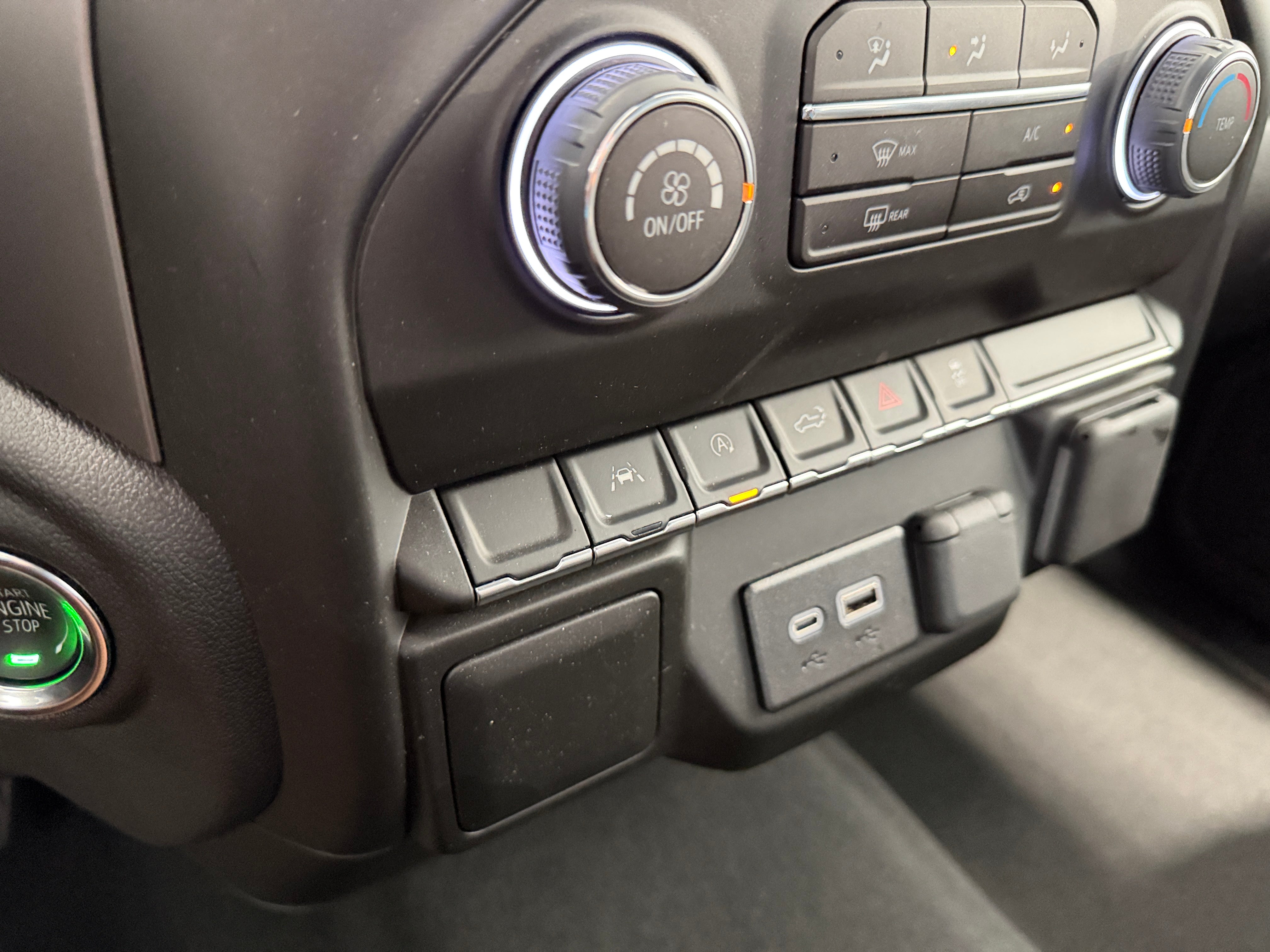 2026 Chevrolet Silverado 1500 Custom - Photo 13