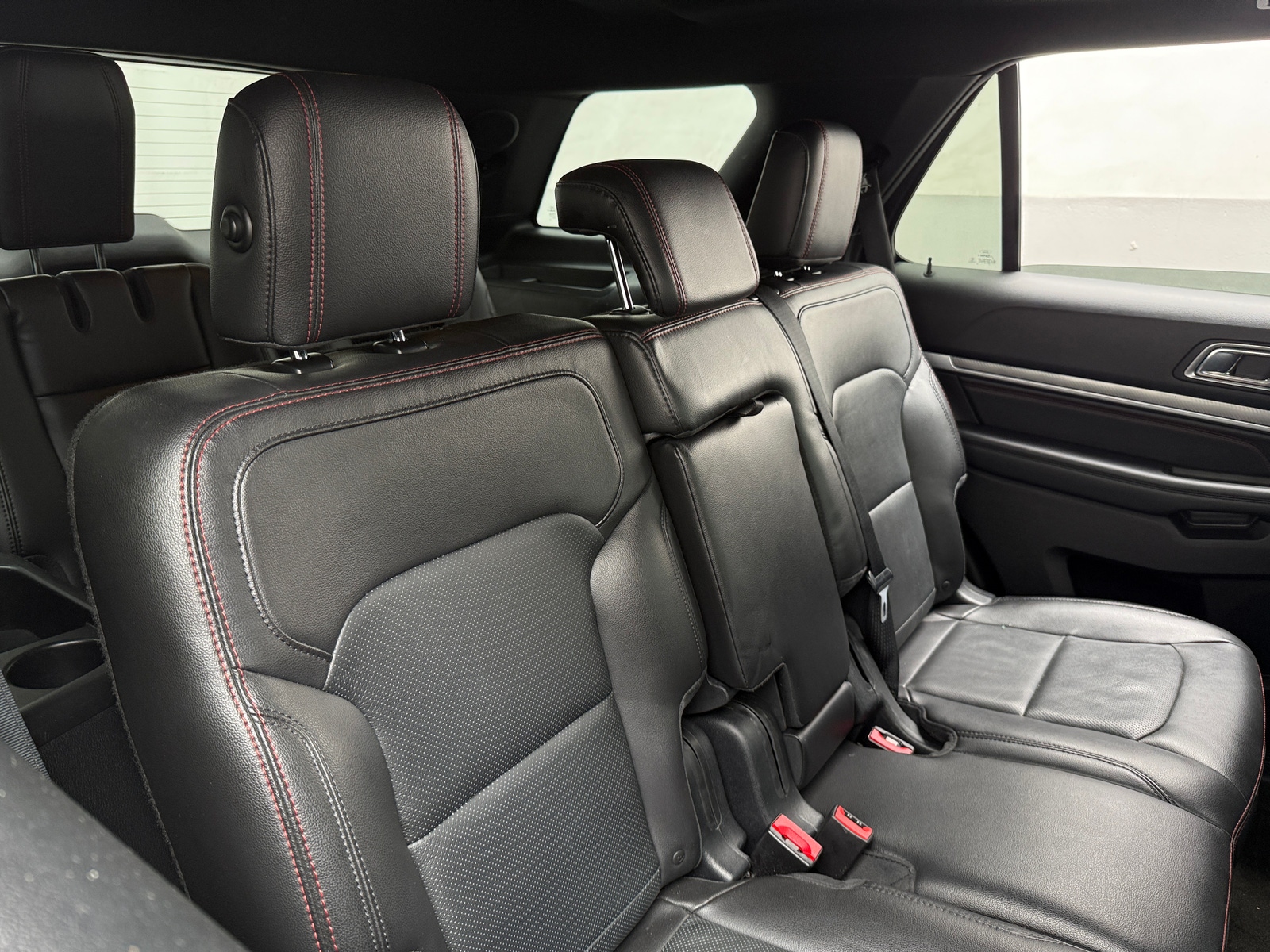 Thumbnail: 2017 Ford Explorer - 5