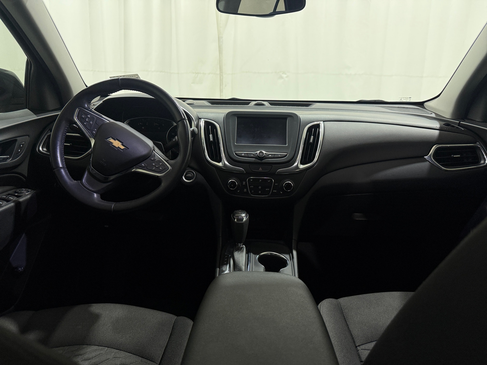 Thumbnail: 2021 Chevrolet Equinox - 3
