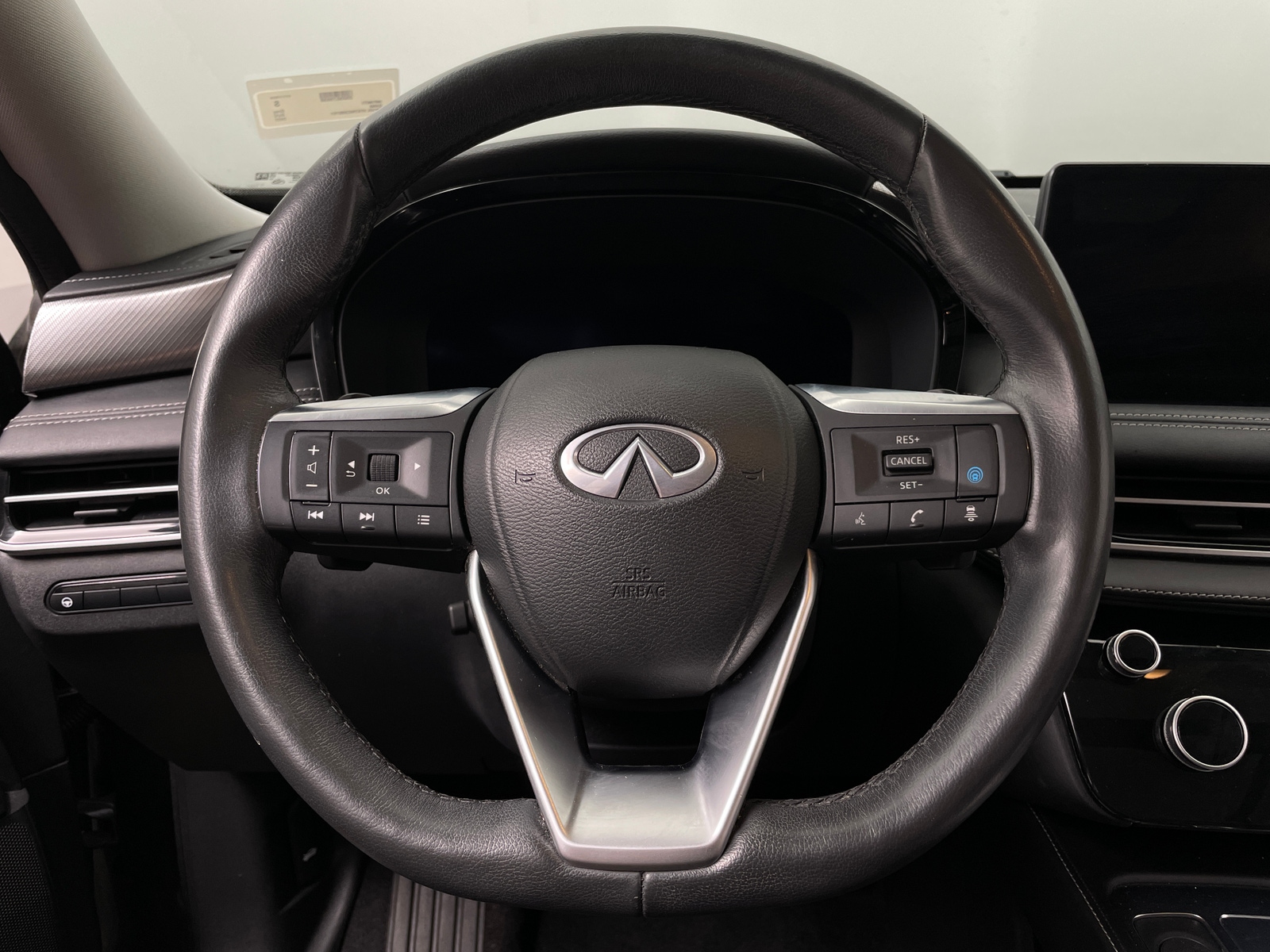 Thumbnail: 2022 INFINITI QX60 - 4