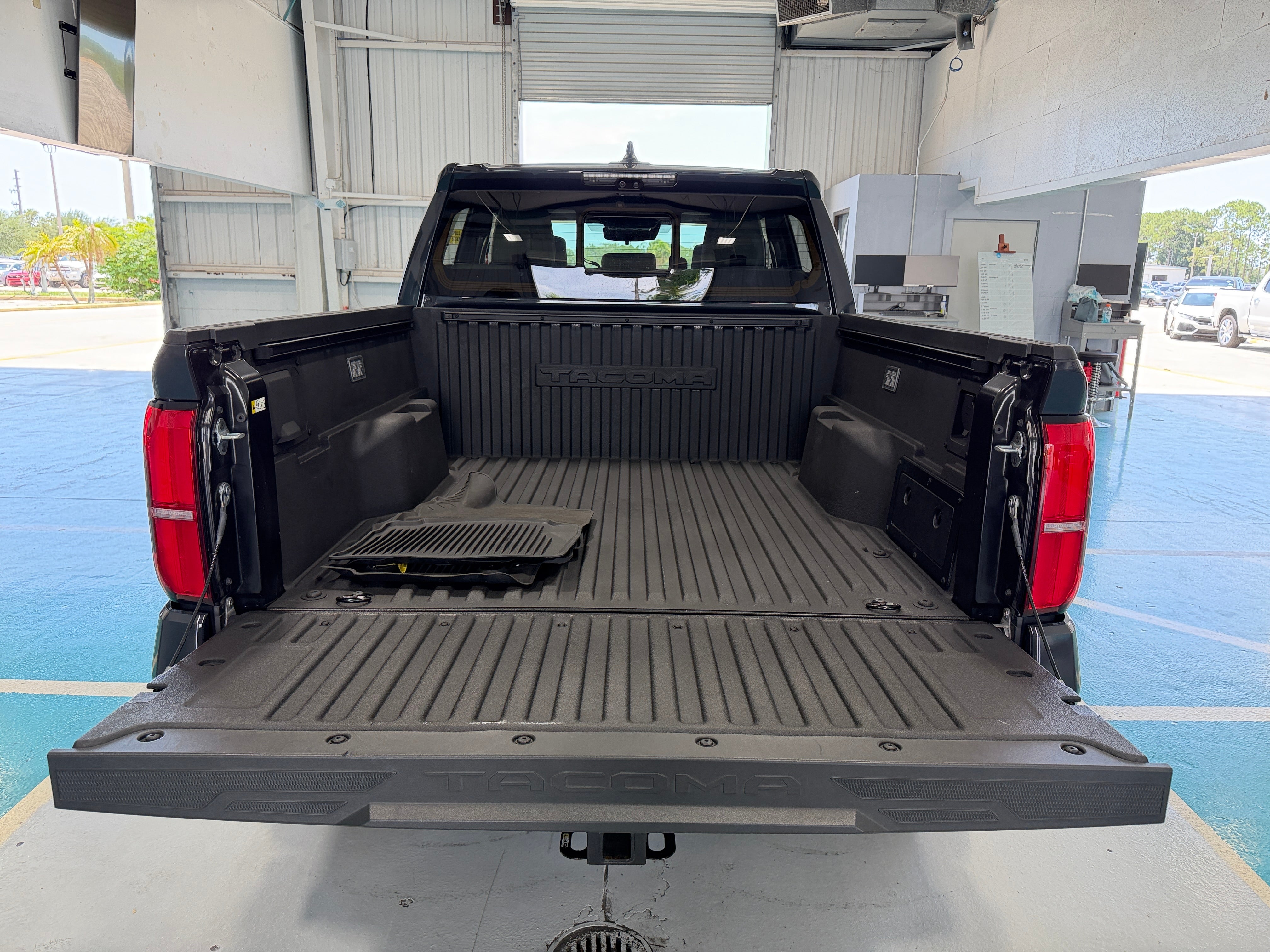 Used 2025 Toyota Tacoma Limited with VIN 3TYLC5LN4ST033919 for sale in Little Rock