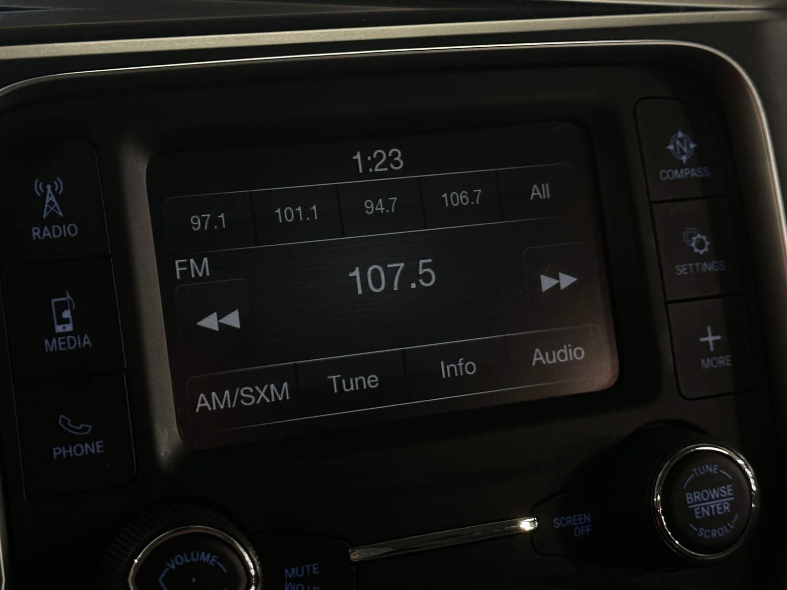 Thumbnail: 2024 RAM 1500 Classic - 4