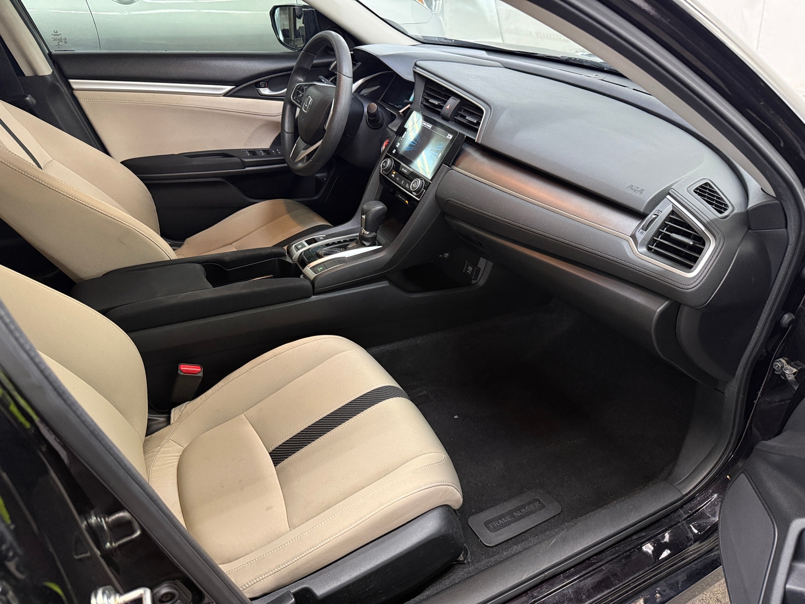 Thumbnail: 2016 Honda Civic - 2