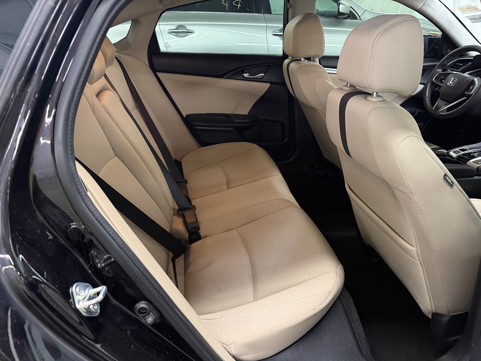 Thumbnail: 2016 Honda Civic - 6