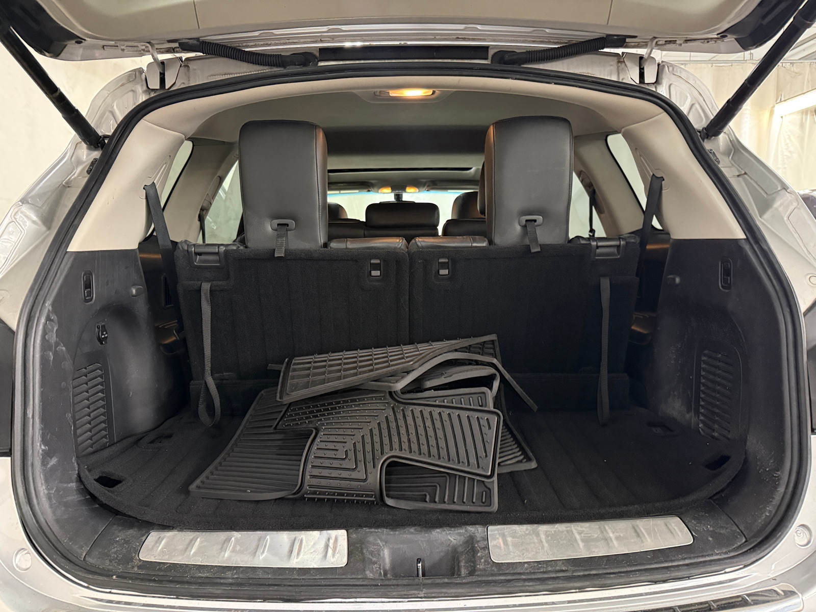 Thumbnail: 2014 INFINITI QX60 - 6