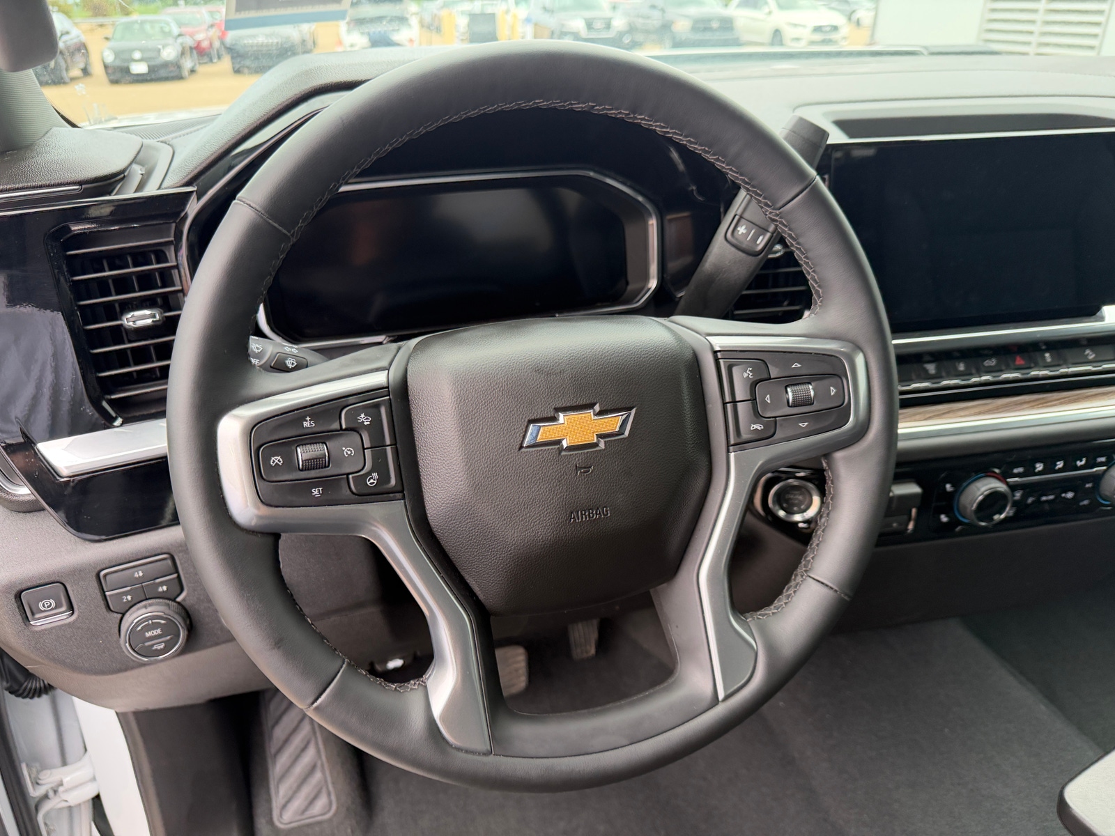 Thumbnail: 2026 Chevrolet Silverado 2500 - 5