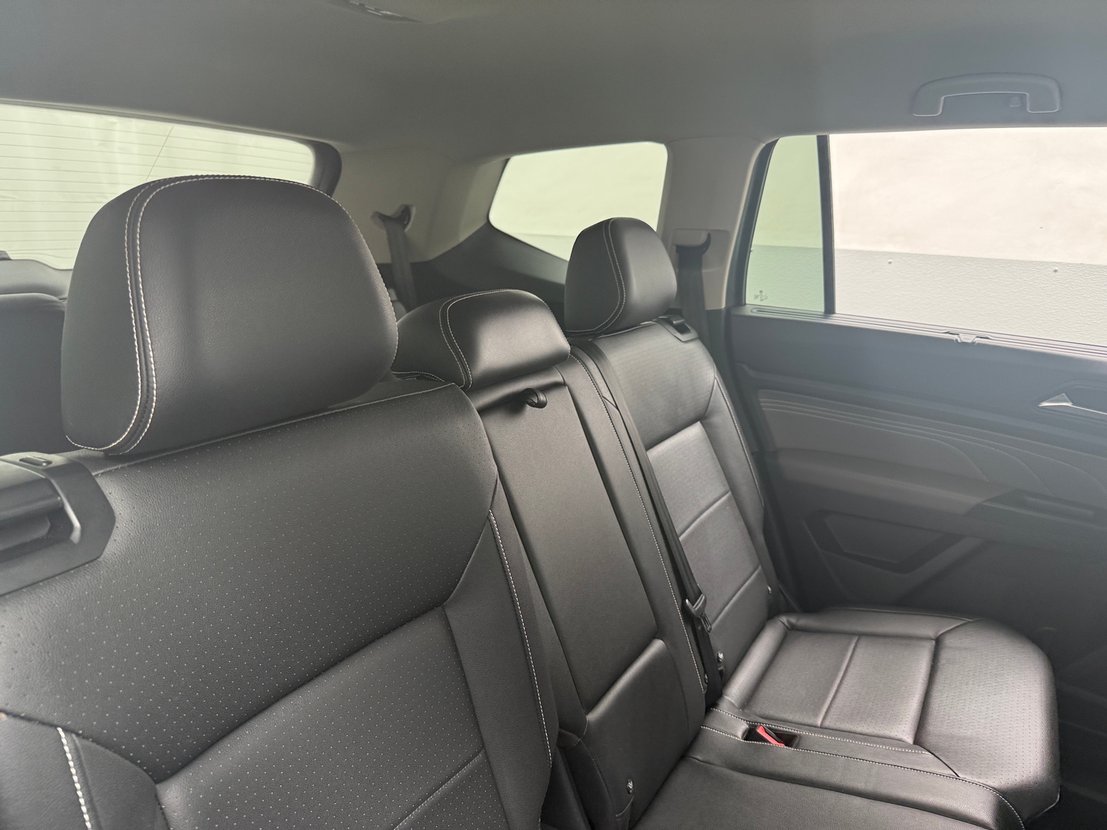 Thumbnail: 2023 Volkswagen Atlas - 5
